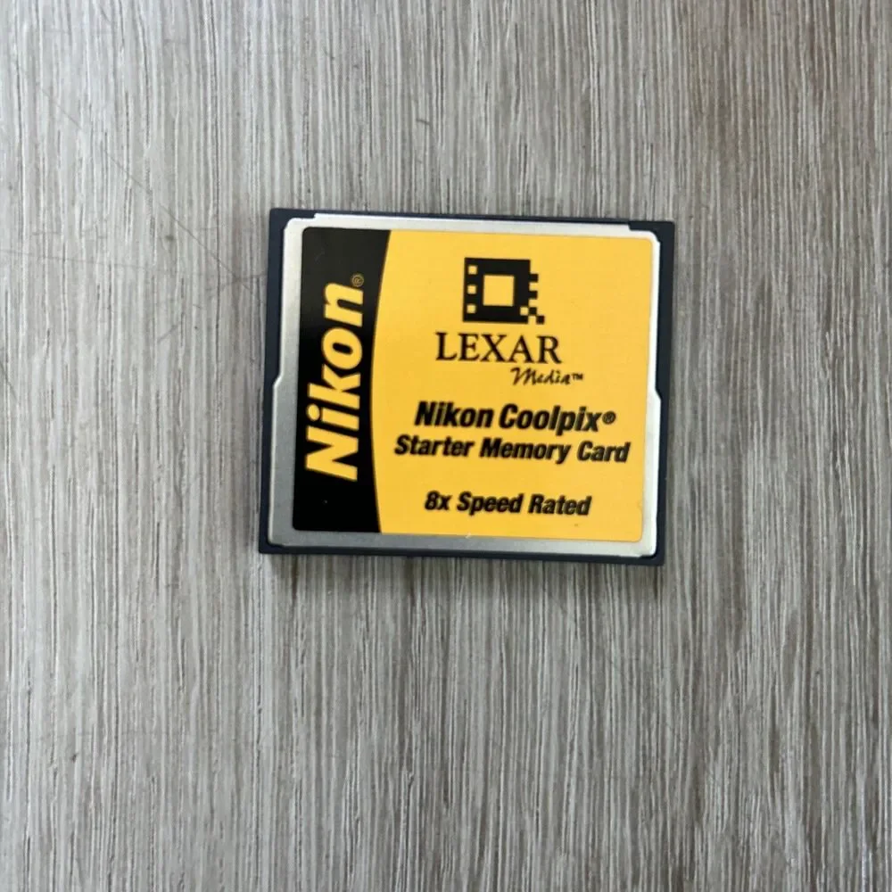 Nikon Coolpix Starter Kit Lexar CompactFlash CF Memory Card 8x Speed Rated Case